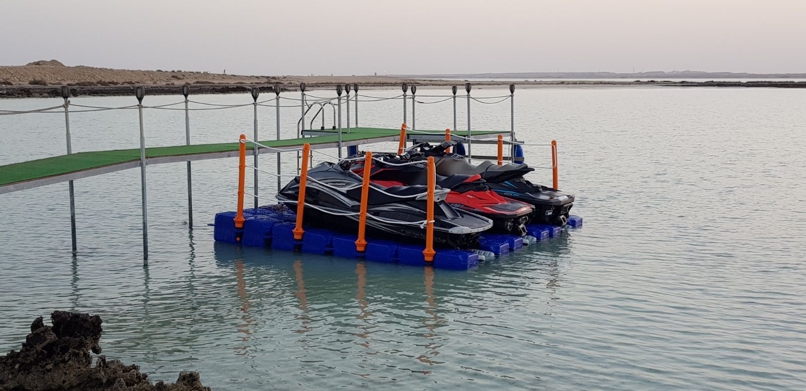 浮筒?？堪灏咐?></div>
          <div   id=